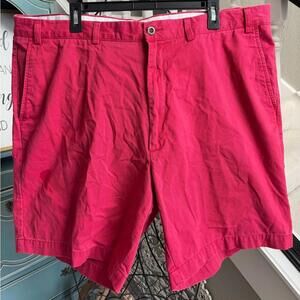 Roundtree and Yorke shorts casual. Reddish pinkish in color Size 44